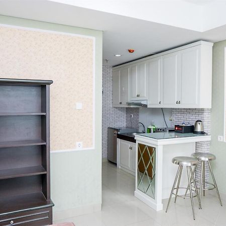 Spacious 1Br Dago Suites Apartment By Travelio Bandung Bagian luar foto